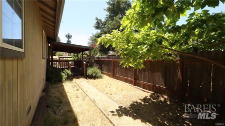 Detail Gallery Image 5 of 29 For 16141 Jessie St, Cobb,  CA 95457 - 3 Beds | 2 Baths
