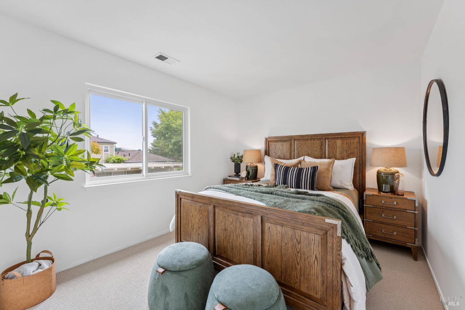 Detail Gallery Image 20 of 39 For 6 Coleridge Dr, Mill Valley,  CA 94941 - 3 Beds | 2/1 Baths
