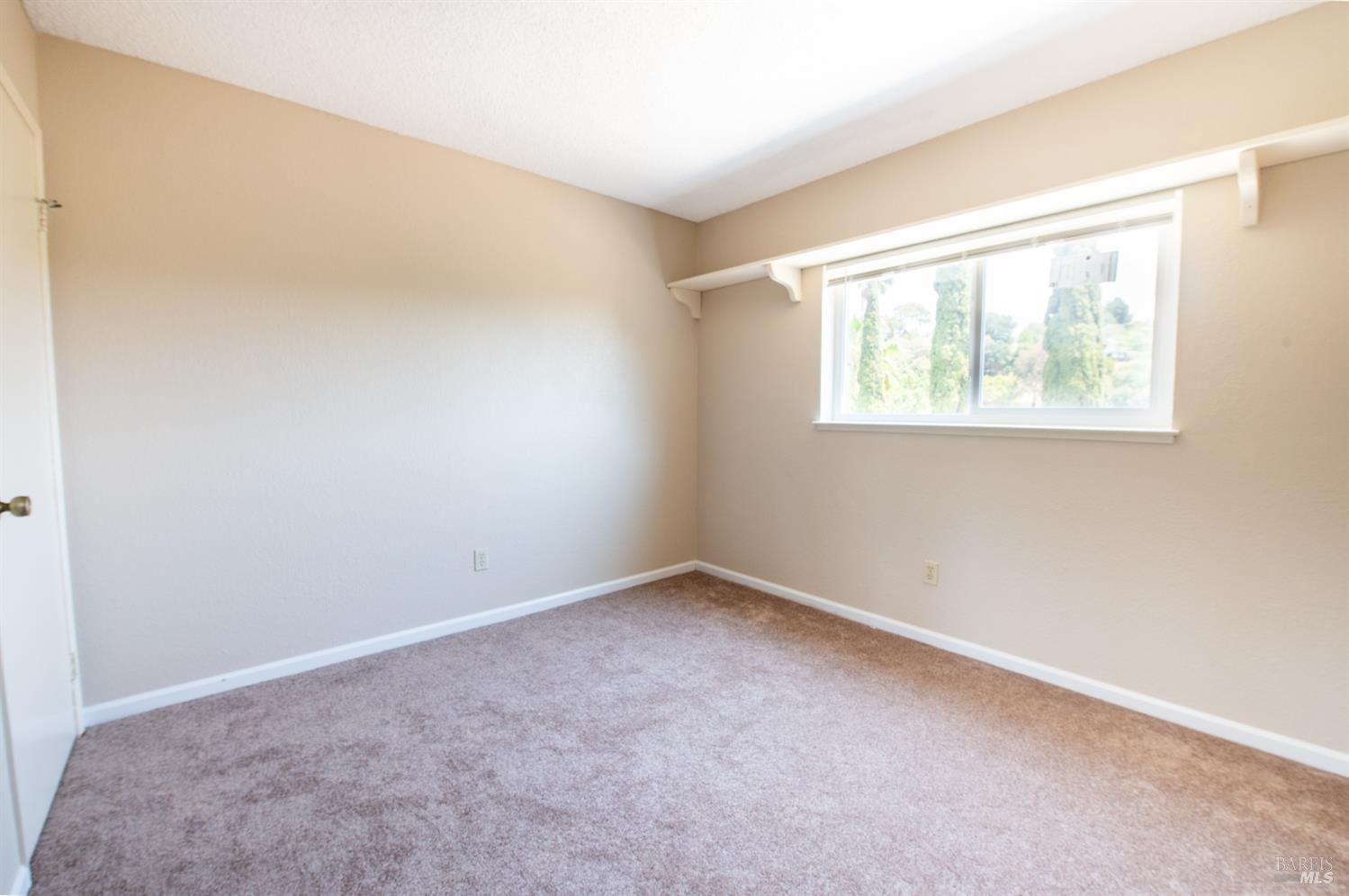 Detail Gallery Image 19 of 41 For 172 Delgado Ct, Vallejo,  CA 94591 - 4 Beds | 2/1 Baths
