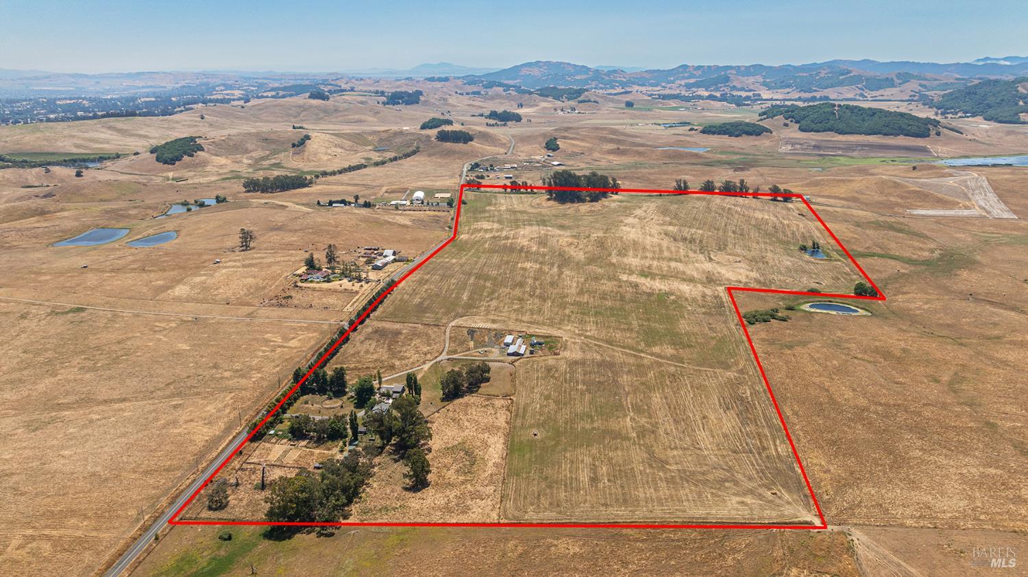 Detail Gallery Image 1 of 41 For 3803 Spring Hill Rd, Petaluma,  CA 94952 - 6 Beds | 5/1 Baths