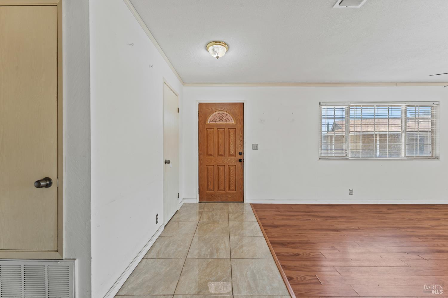 Detail Gallery Image 12 of 44 For 2049 Harte Ct, Fairfield,  CA 94533 - 4 Beds | 2 Baths