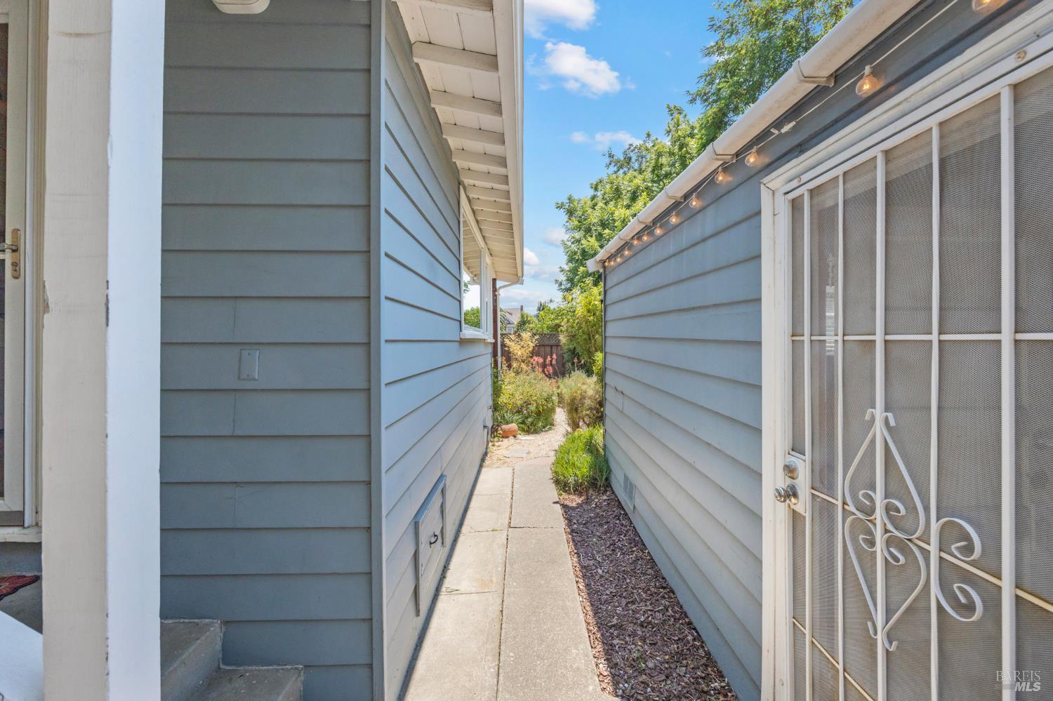 Detail Gallery Image 32 of 49 For 1219 Amador St, Vallejo,  CA 94590 - 3 Beds | 2/1 Baths