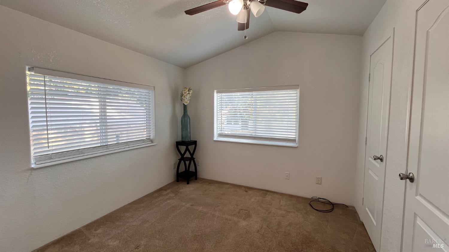 Detail Gallery Image 8 of 13 For 2475 N State St 13, Ukiah,  CA 95482 - 1 Beds | 1 Baths