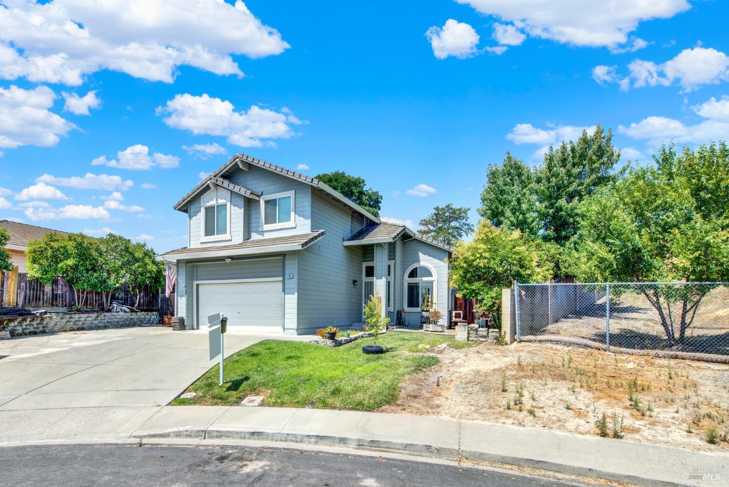 Detail Gallery Image 7 of 81 For 249 Milford Ct, Vacaville,  CA 95688 - 4 Beds | 2/1 Baths