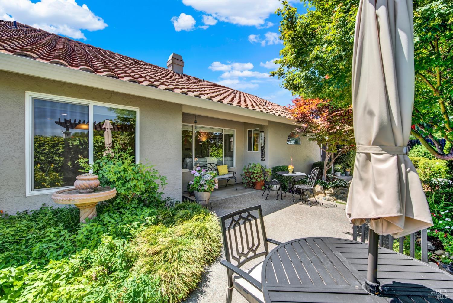 Detail Gallery Image 46 of 63 For 231 Ballindine Dr, Vacaville,  CA 95688 - 4 Beds | 2 Baths