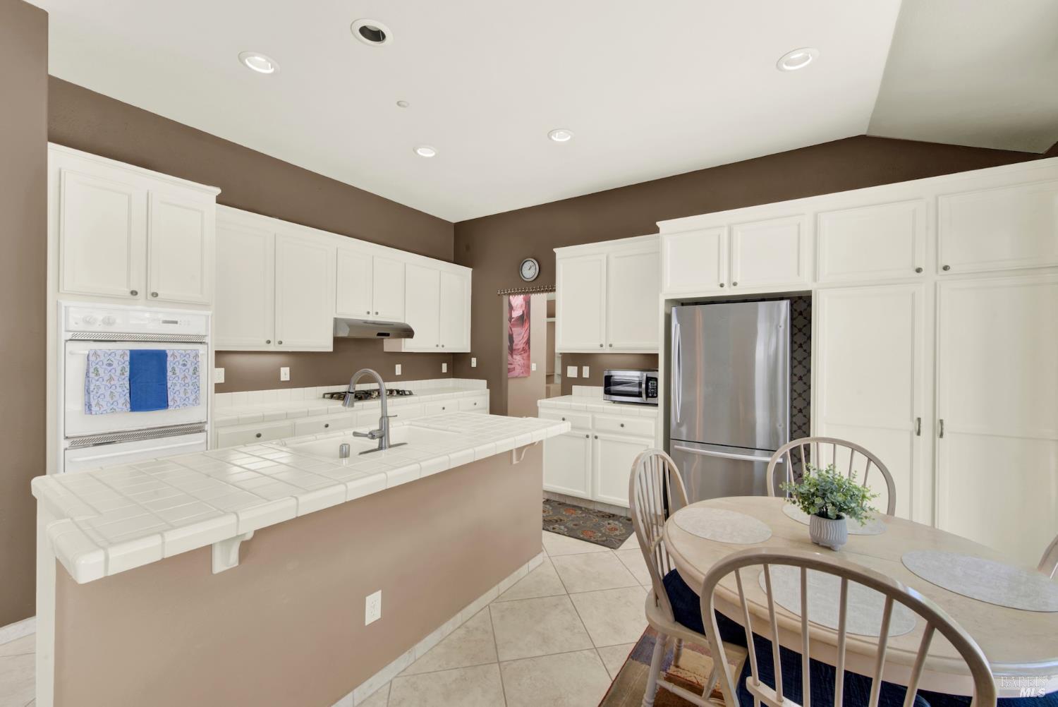 Detail Gallery Image 42 of 93 For 616 Pavilion Dr, Fairfield,  CA 94534 - 3 Beds | 2/1 Baths