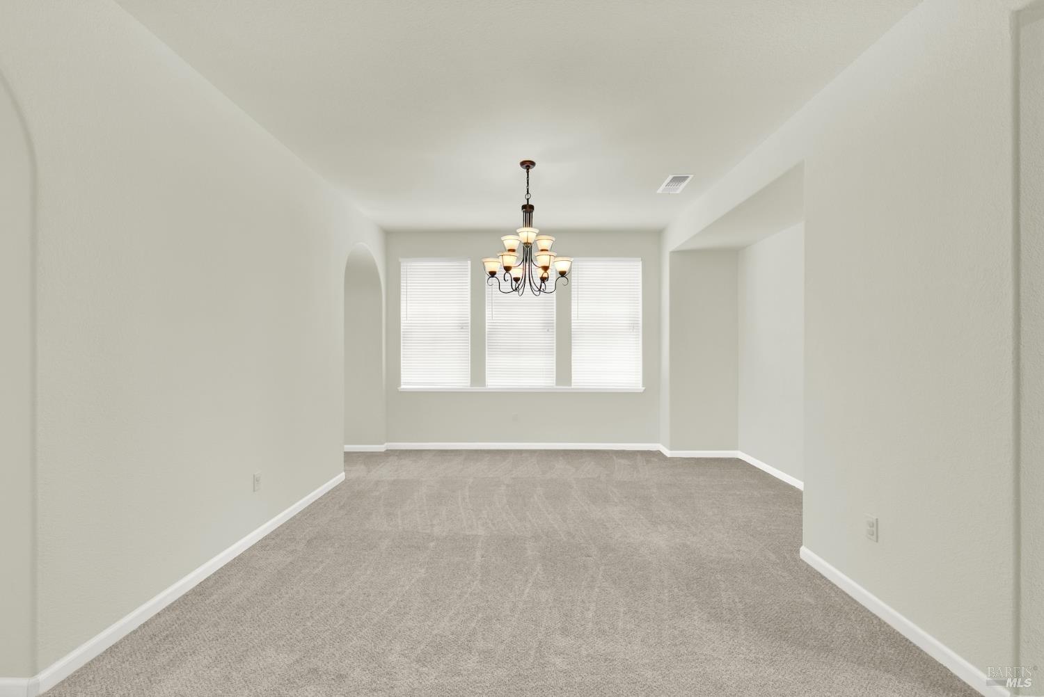 Detail Gallery Image 20 of 99 For 365 Sage Sparrow Cir, Vacaville,  CA 95687 - 6 Beds | 4 Baths