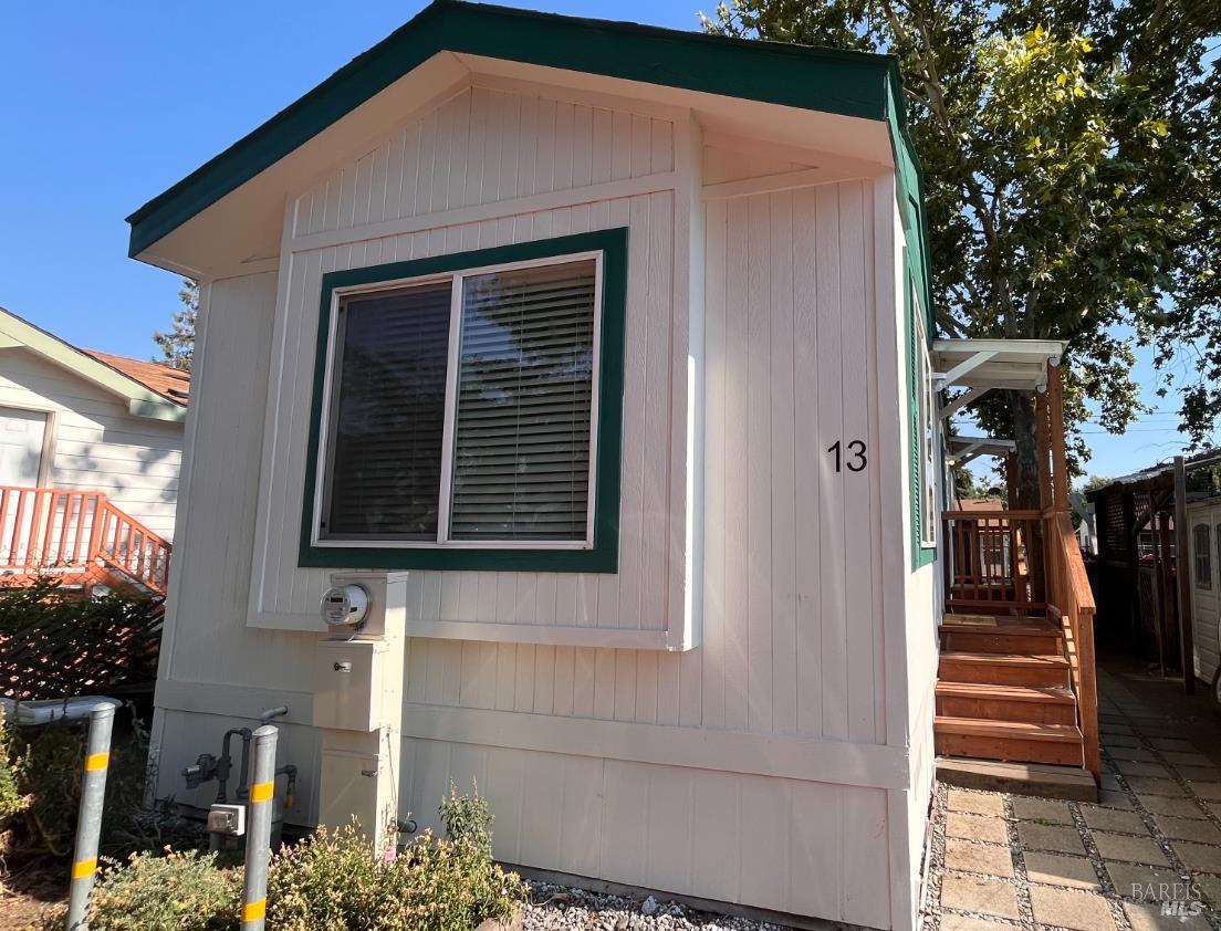 Detail Gallery Image 1 of 13 For 2475 N State St 13, Ukiah,  CA 95482 - 1 Beds | 1 Baths