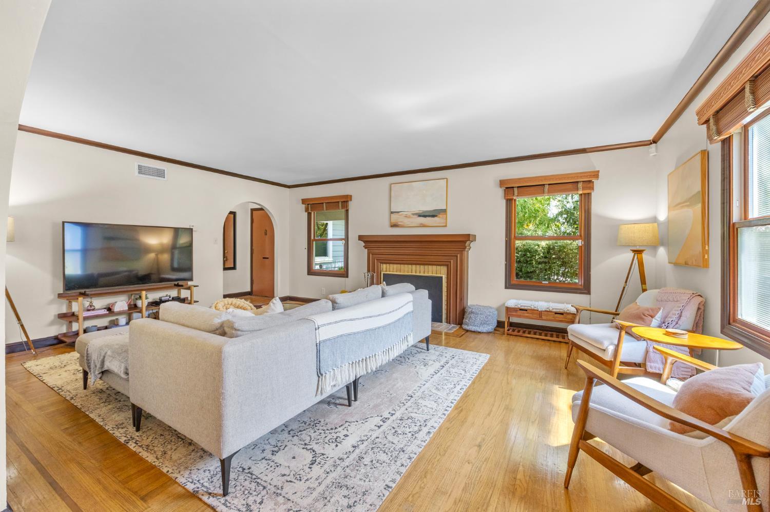 Detail Gallery Image 10 of 49 For 1219 Amador St, Vallejo,  CA 94590 - 3 Beds | 2/1 Baths