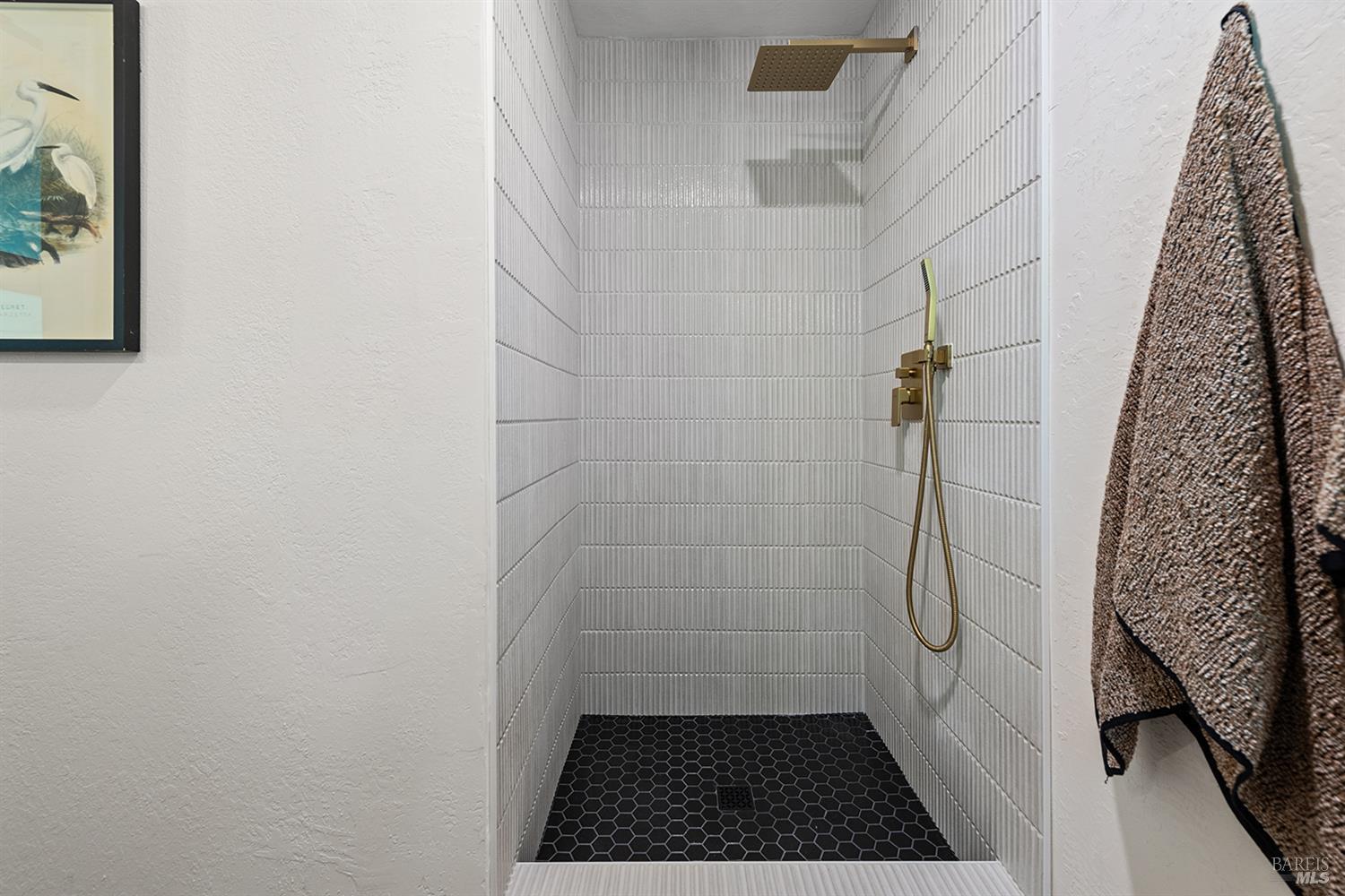 Detail Gallery Image 26 of 36 For 1044 W Mcnear Ave, Petaluma,  CA 94952 - 3 Beds | 2 Baths