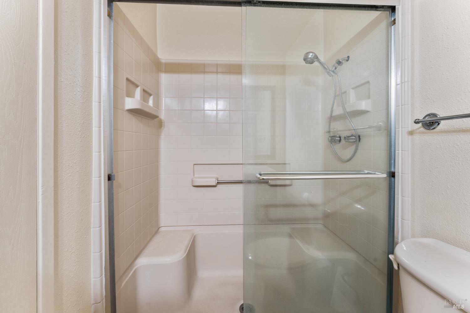 Detail Gallery Image 20 of 44 For 2049 Harte Ct, Fairfield,  CA 94533 - 4 Beds | 2 Baths