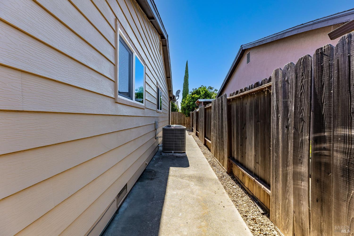 Detail Gallery Image 28 of 32 For 2257 Bellamy Ct, Fairfield,  CA 94533 - 3 Beds | 2 Baths