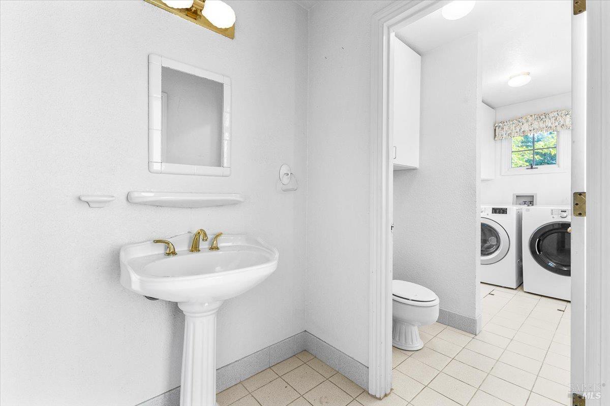Detail Gallery Image 28 of 55 For 1819 Cedar St, Calistoga,  CA 94515 - 3 Beds | 2/1 Baths