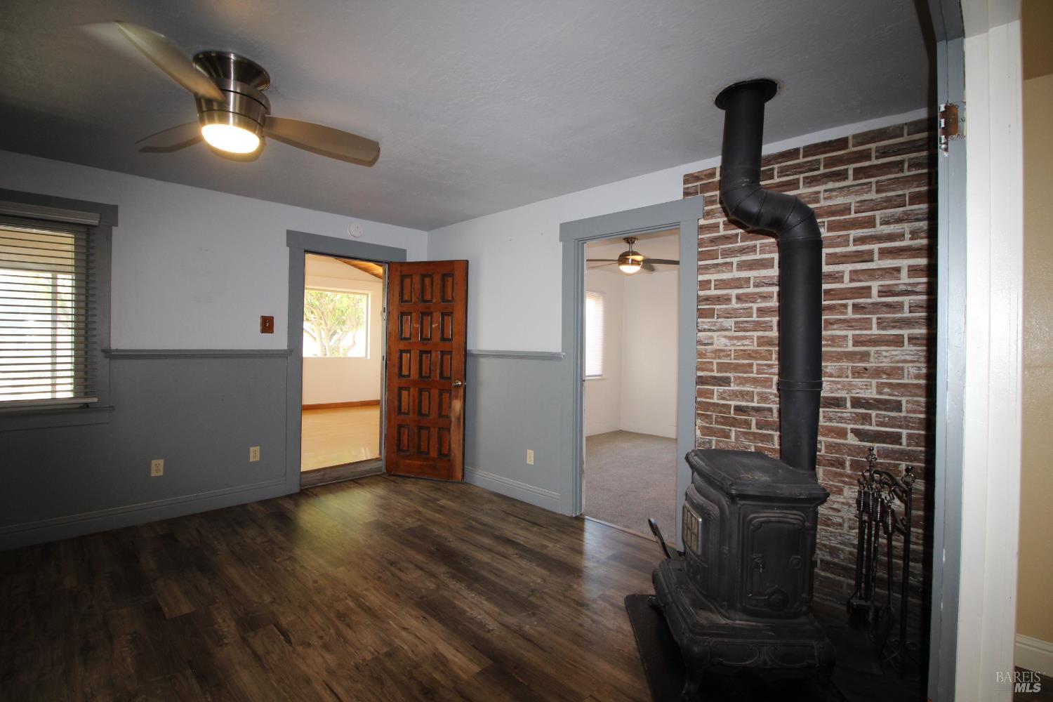 Detail Gallery Image 6 of 26 For 206 Woodrow Ave, Vallejo,  CA 94591 - 3 Beds | 2 Baths