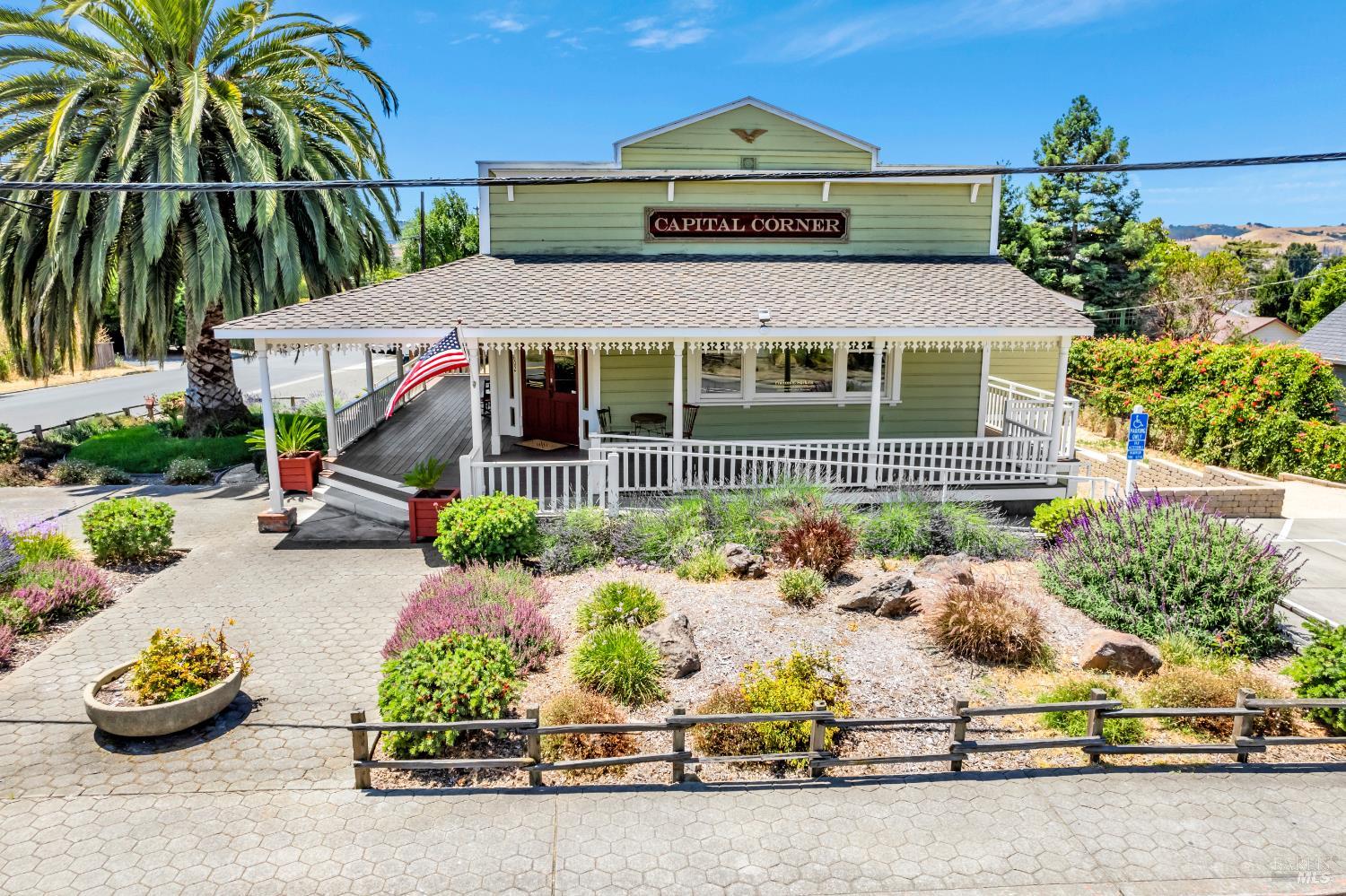 Detail Gallery Image 51 of 71 For 602 W K St, Benicia,  CA 94510 - – Beds | – Baths