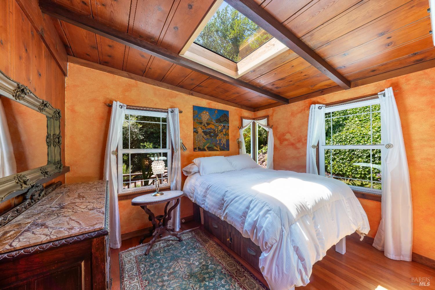 Detail Gallery Image 19 of 26 For 2693 S Fitch Mountain Rd, Healdsburg,  CA 95448 - 4 Beds | 3 Baths