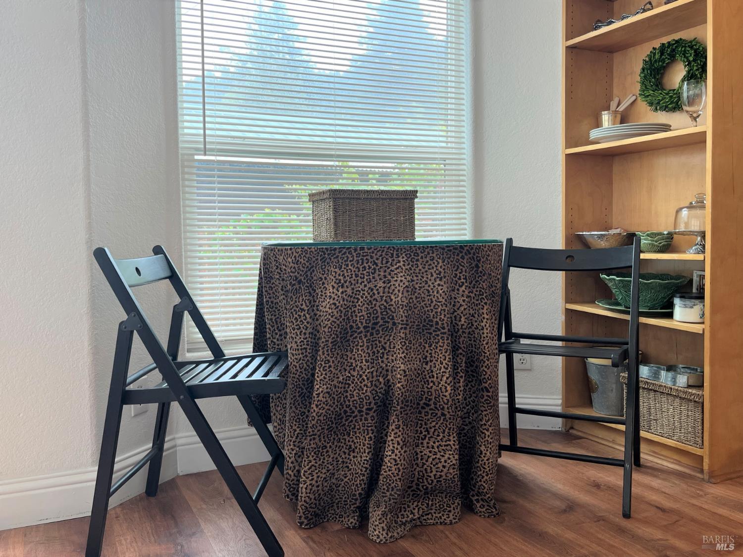Detail Gallery Image 6 of 15 For 22900 Sylvan Way 6, Monte Rio,  CA 95462 - 1 Beds | 1 Baths