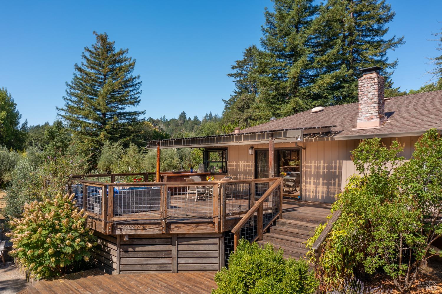 Detail Gallery Image 29 of 64 For 14856 Chalk Hill Rd, Healdsburg,  CA 95448 - 3 Beds | 2/1 Baths