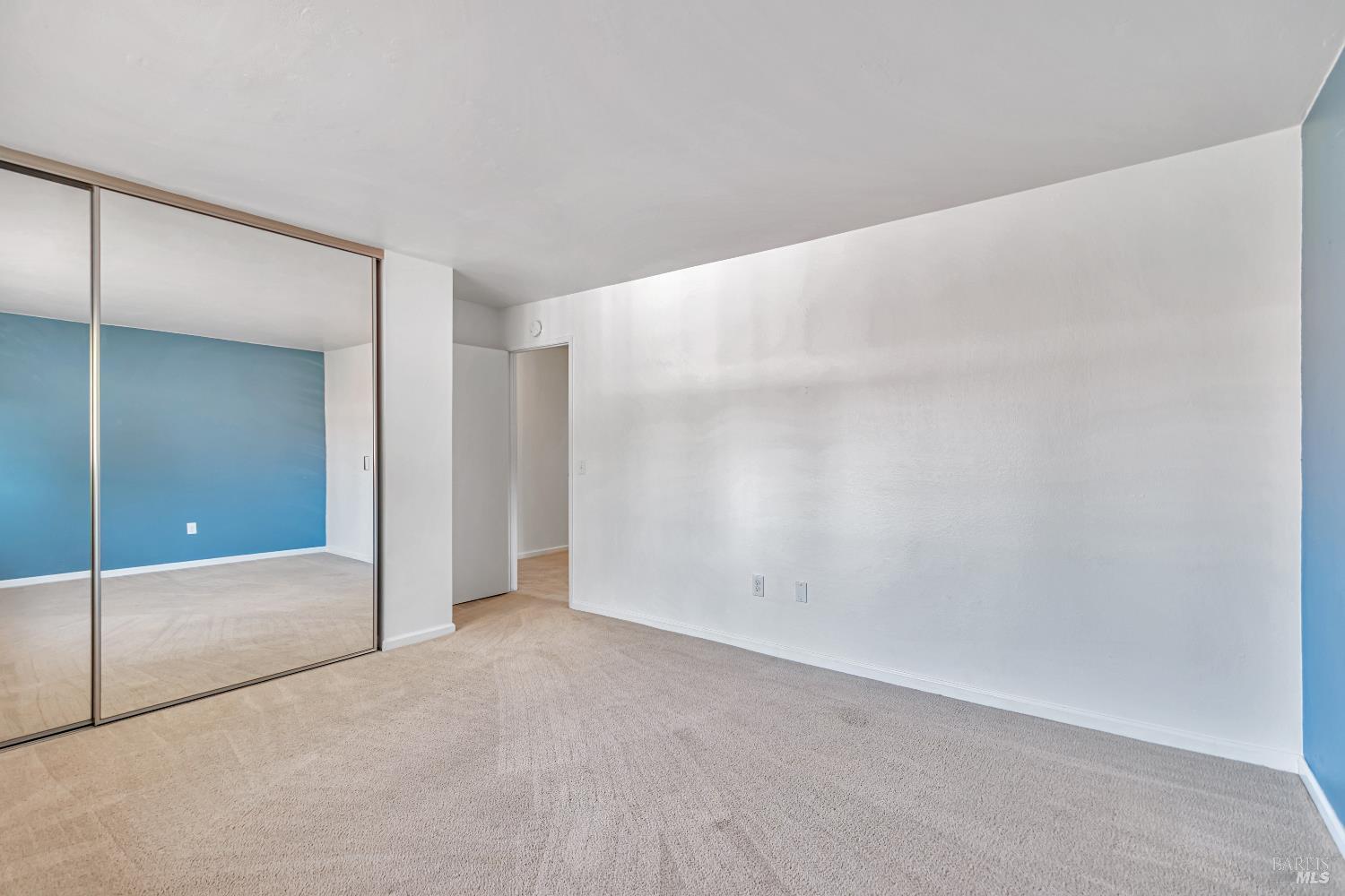 Detail Gallery Image 18 of 30 For 5016 Country Club Dr, Rohnert Park,  CA 94928 - 2 Beds | 1/1 Baths