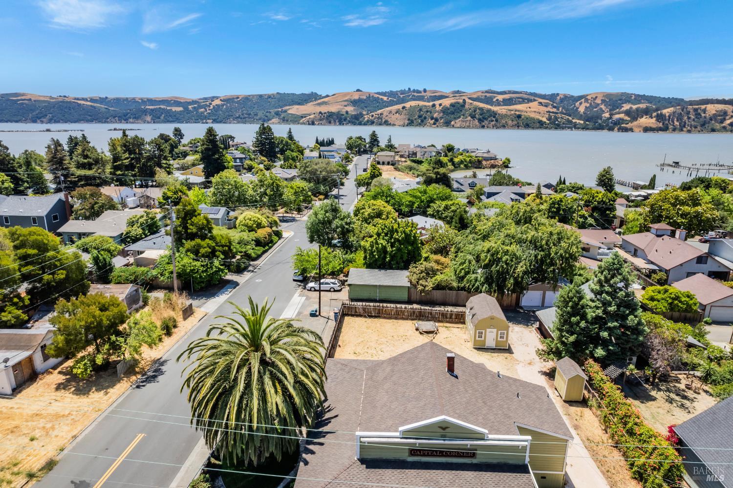 Detail Gallery Image 64 of 71 For 602 W K St, Benicia,  CA 94510 - – Beds | – Baths