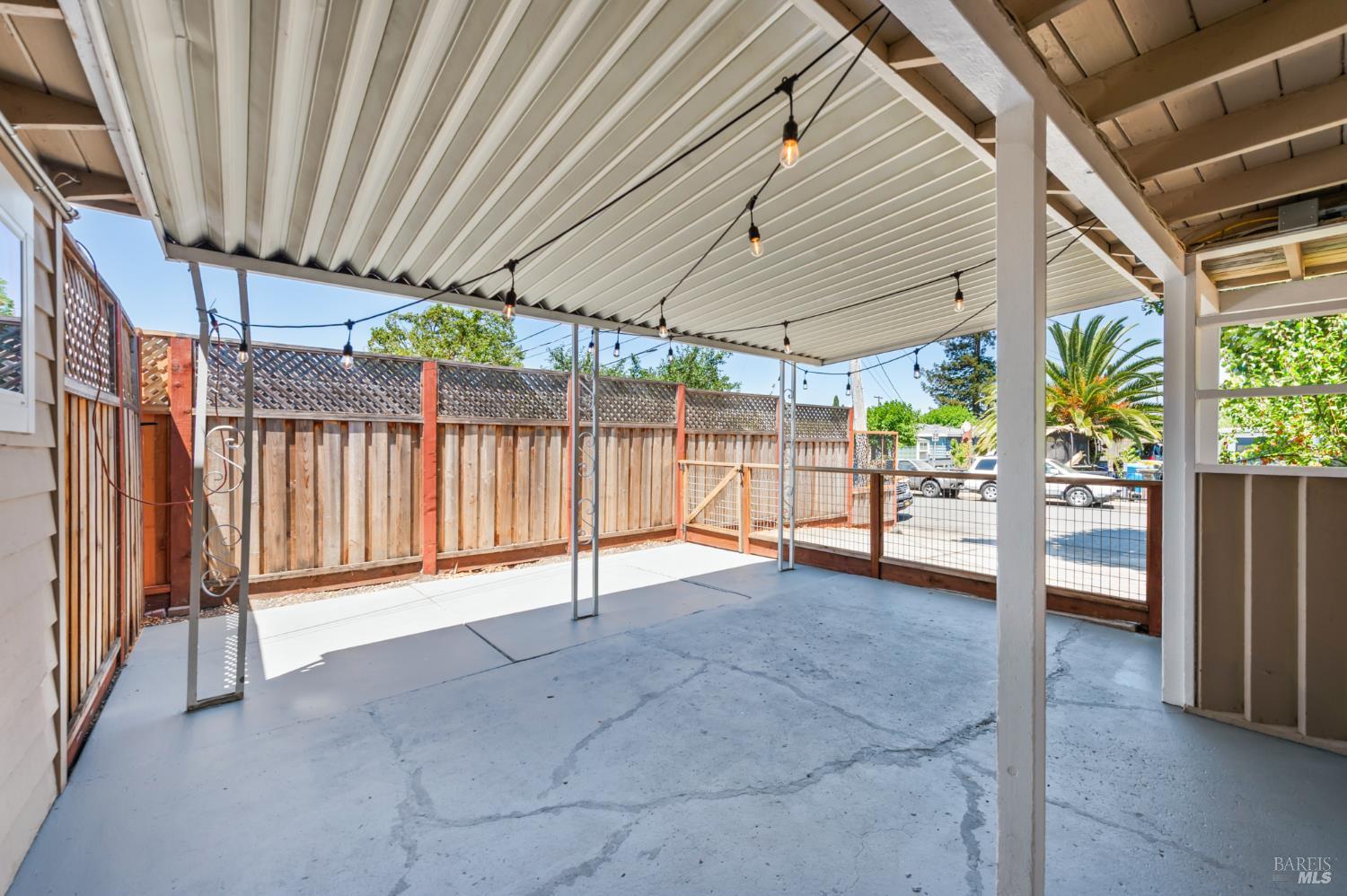 Detail Gallery Image 11 of 26 For 1162 San Domingo Dr, Santa Rosa,  CA 95404 - 3 Beds | 1 Baths