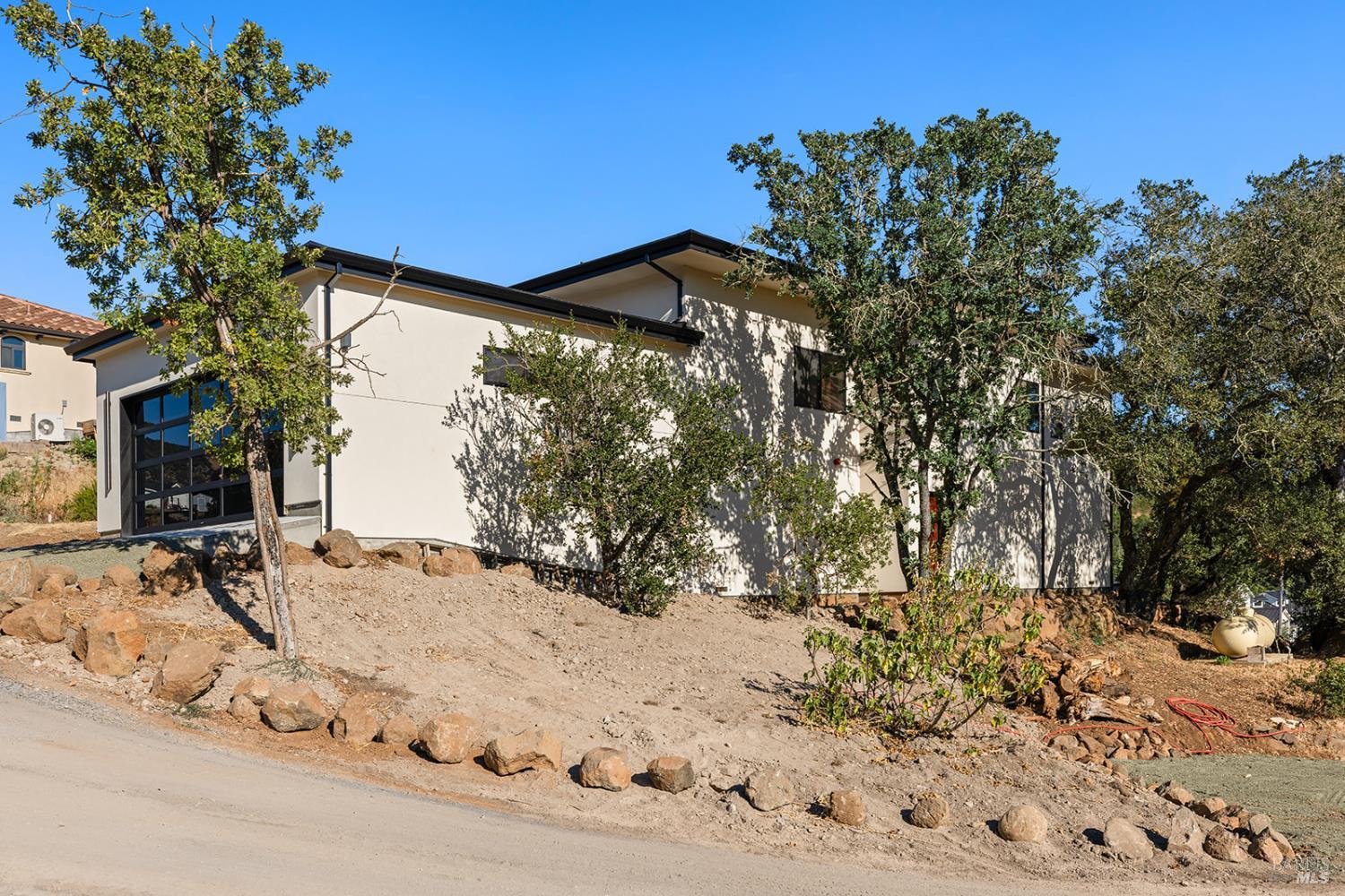 Detail Gallery Image 73 of 93 For 5044 Linda Ln, Santa Rosa,  CA 95404 - 3 Beds | 3/1 Baths
