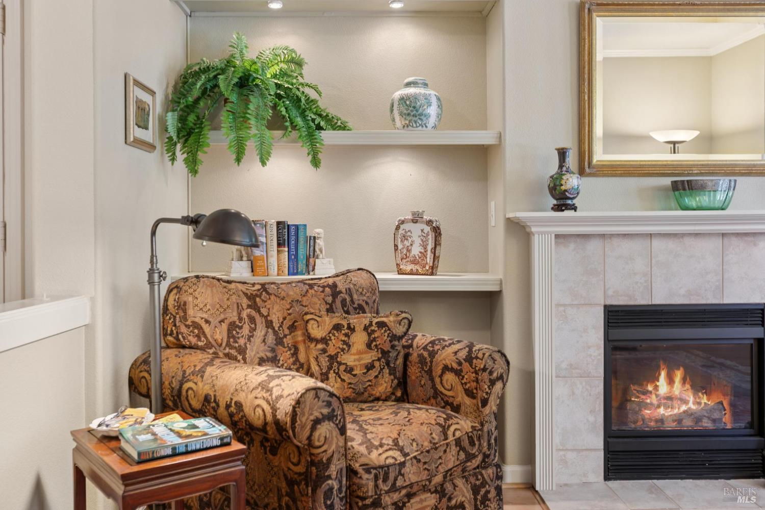 Detail Gallery Image 5 of 38 For 128 Baypoint Dr, San Rafael,  CA 94901 - 3 Beds | 2/1 Baths