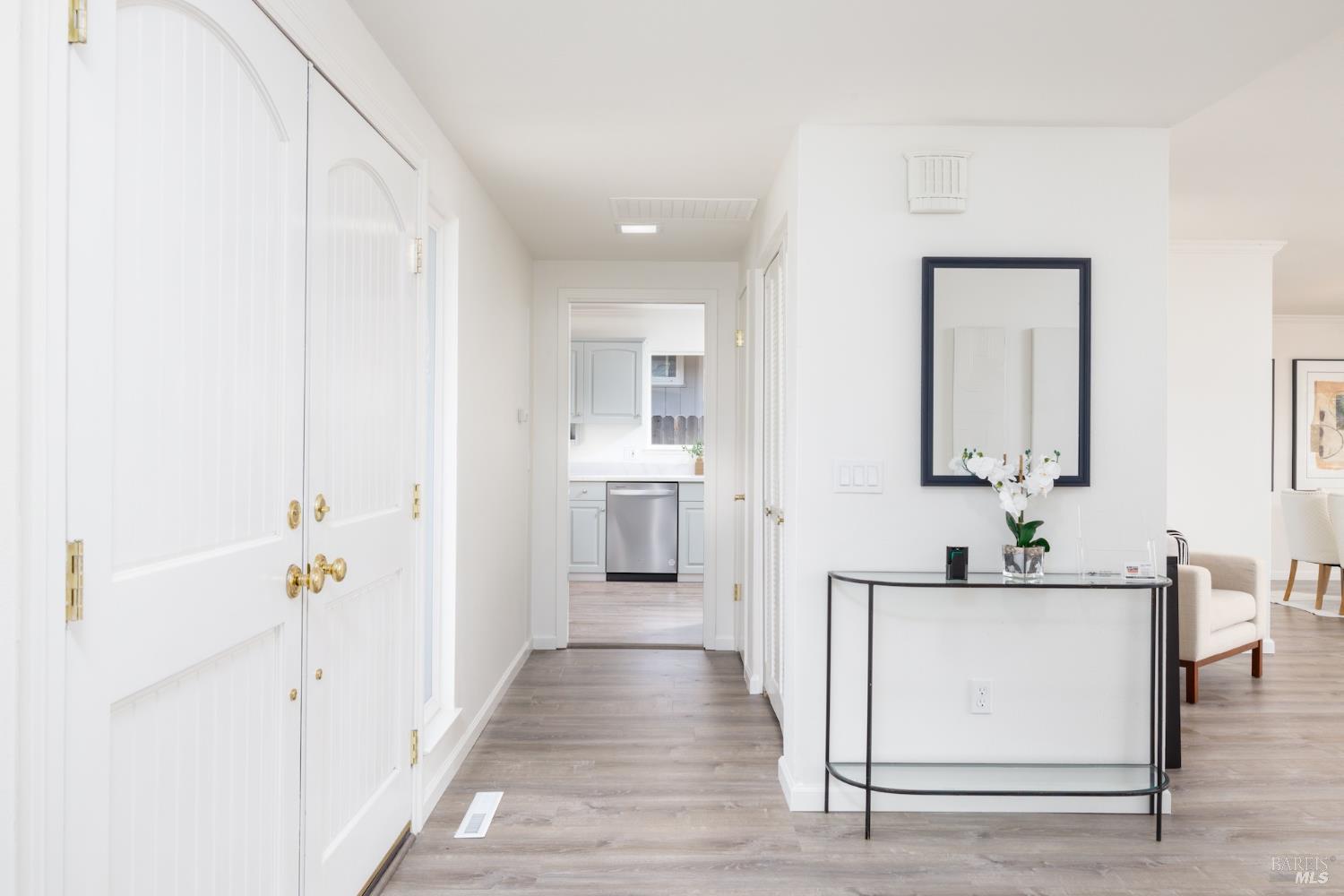 Detail Gallery Image 14 of 32 For 137 Valley Lakes Dr, Santa Rosa,  CA 95409 - 3 Beds | 2 Baths
