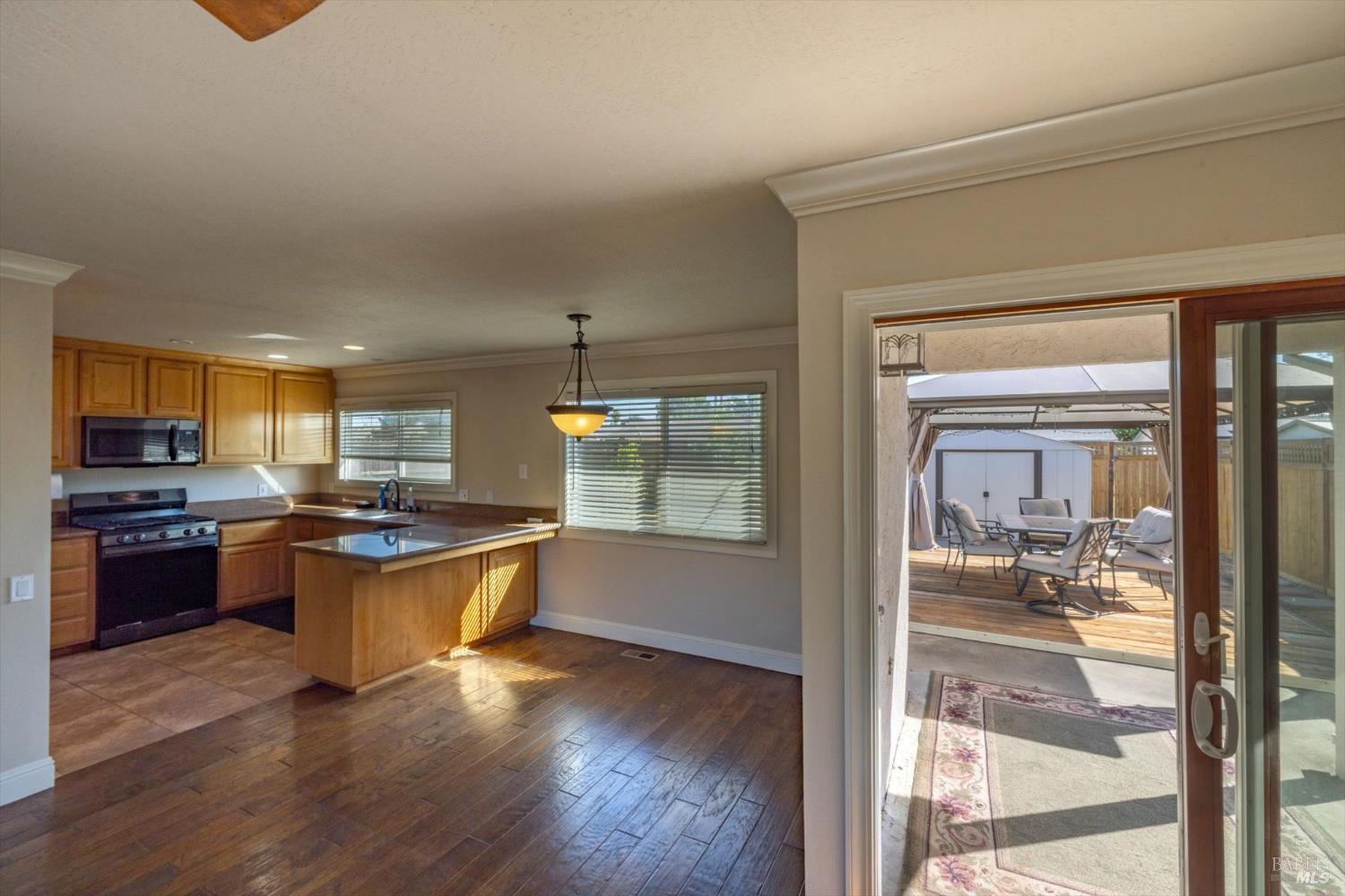 Detail Gallery Image 24 of 33 For 178 Mckinley Cir, Vacaville,  CA 95687 - 2 Beds | 2 Baths