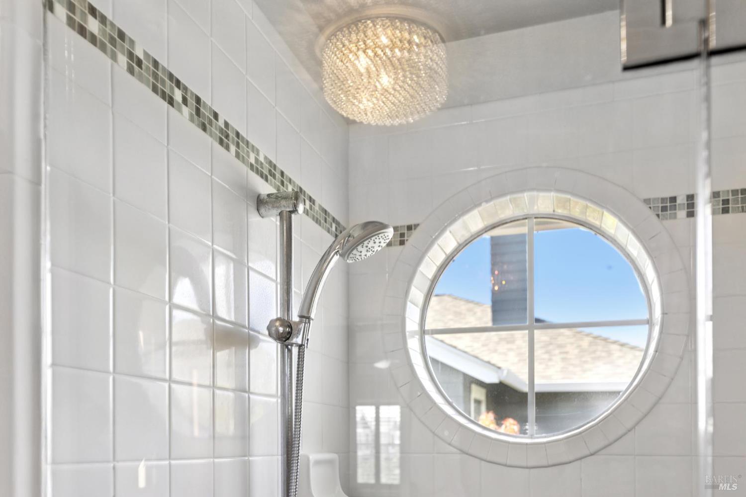 Detail Gallery Image 32 of 38 For 128 Baypoint Dr, San Rafael,  CA 94901 - 3 Beds | 2/1 Baths