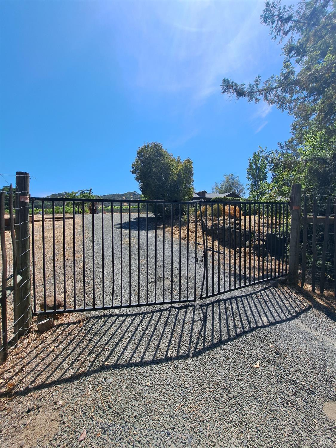 Detail Gallery Image 1 of 41 For 1705 Wooden Valley Rd, Napa,  CA 94558 - 1 Beds | 1 Baths