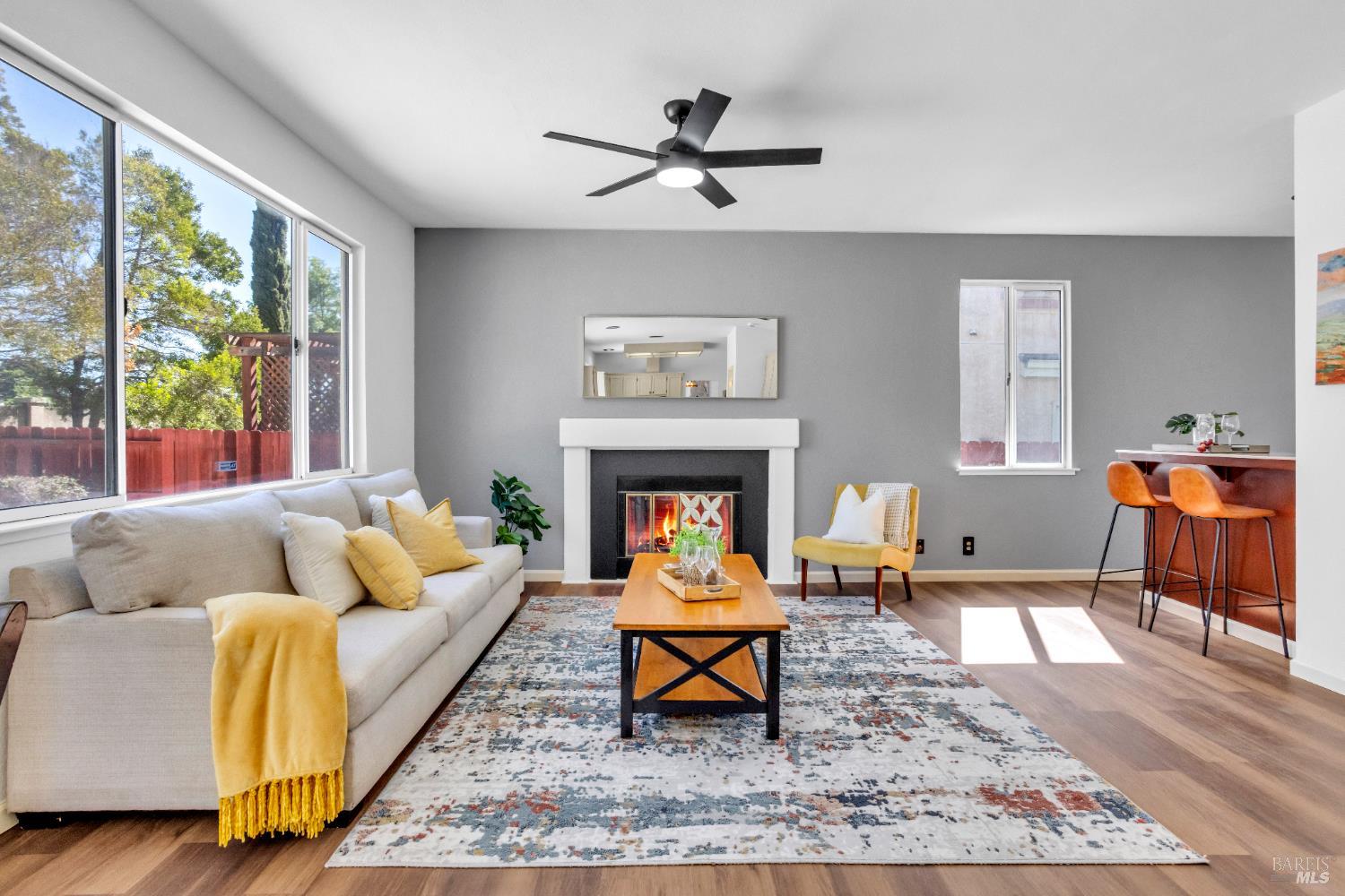 Detail Gallery Image 13 of 35 For 1042 Armsby Way, Suisun City,  CA 94585 - 3 Beds | 2/1 Baths