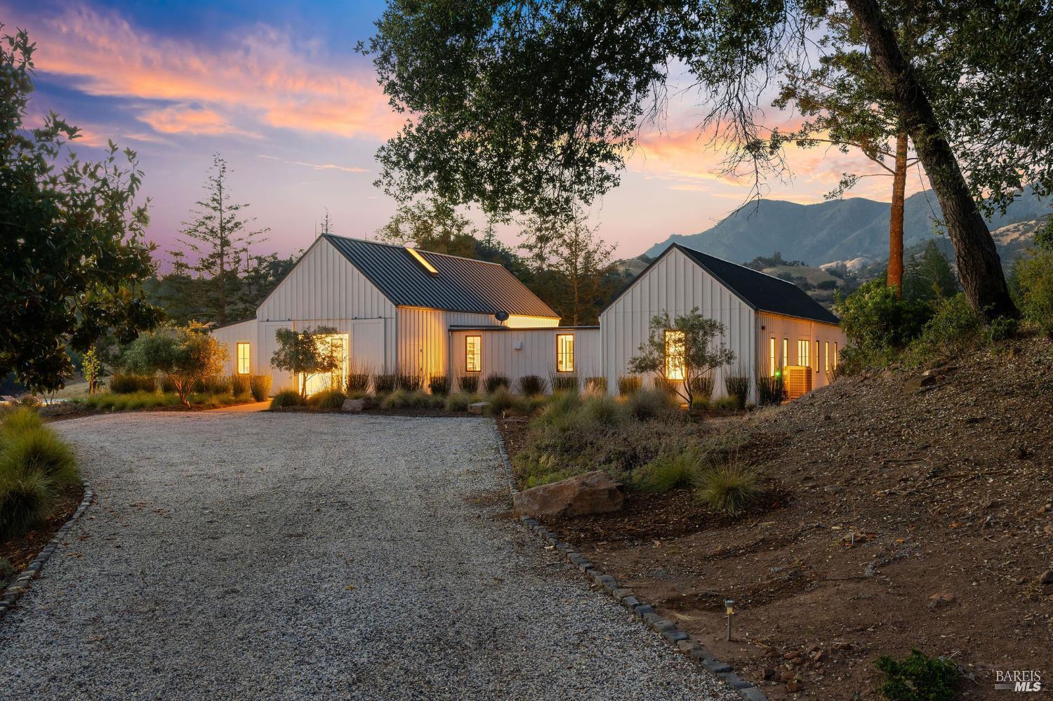 Detail Gallery Image 10 of 46 For 18907 State Highway 128 Unkn, Calistoga,  CA 94515 - 4 Beds | 3 Baths