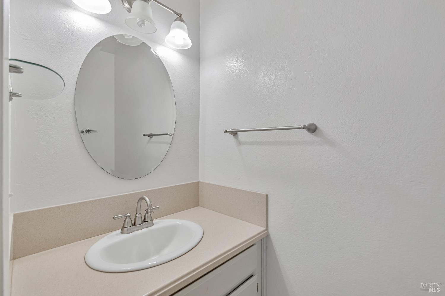 Detail Gallery Image 24 of 30 For 5016 Country Club Dr, Rohnert Park,  CA 94928 - 2 Beds | 1/1 Baths