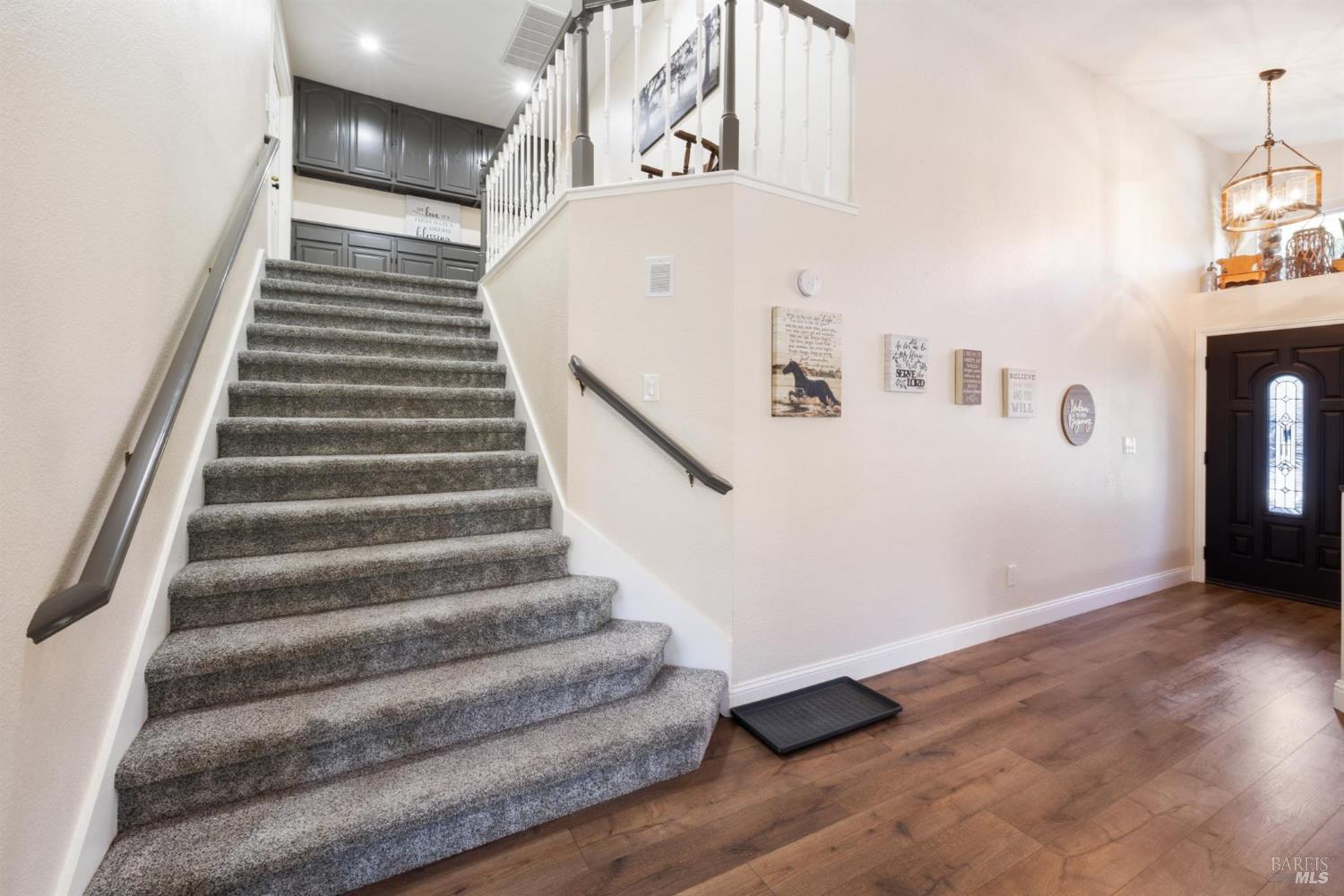 Detail Gallery Image 16 of 60 For 654 Rutgers St, Vacaville,  CA 95687 - 5 Beds | 3 Baths