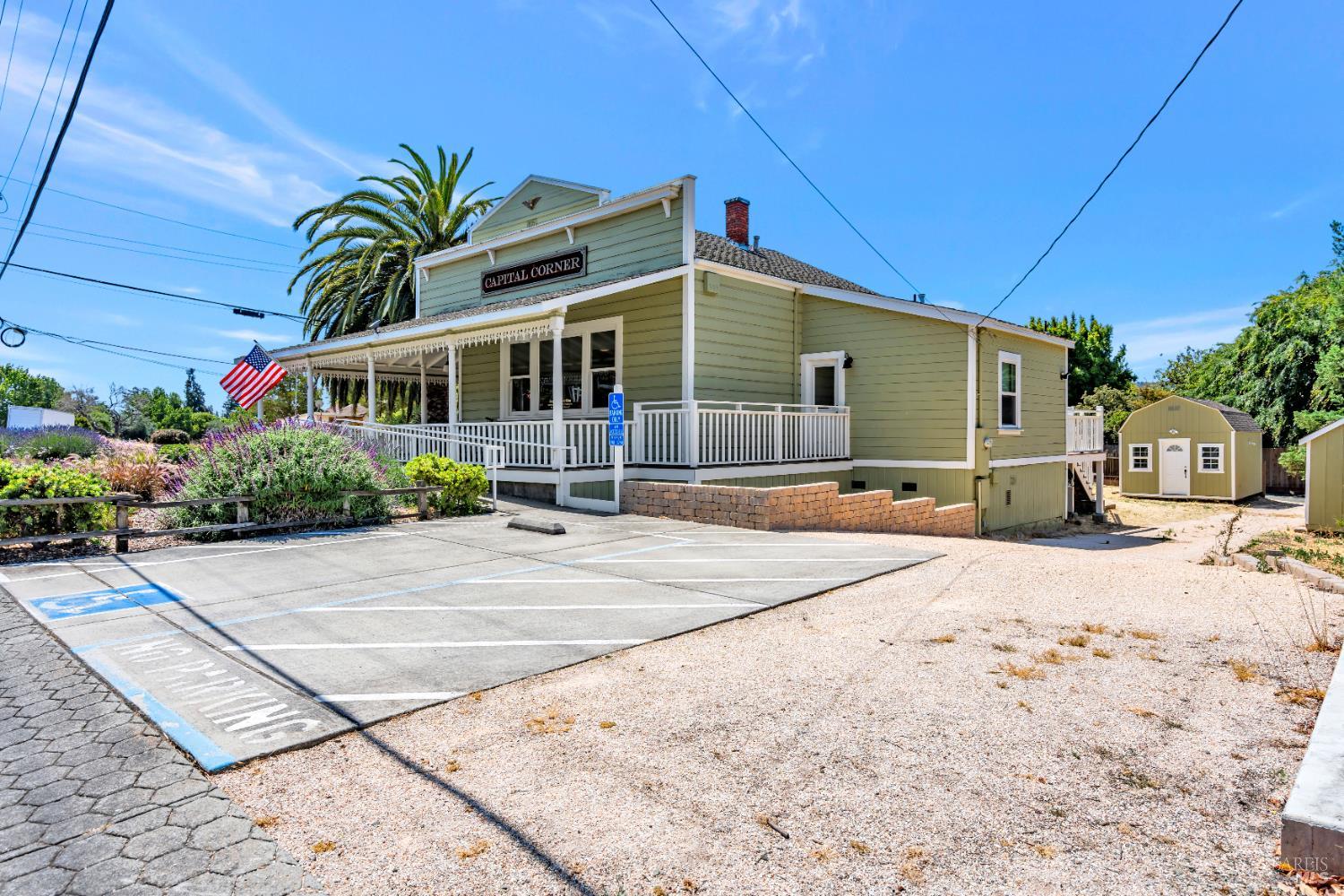 Detail Gallery Image 2 of 71 For 602 W K St, Benicia,  CA 94510 - – Beds | – Baths