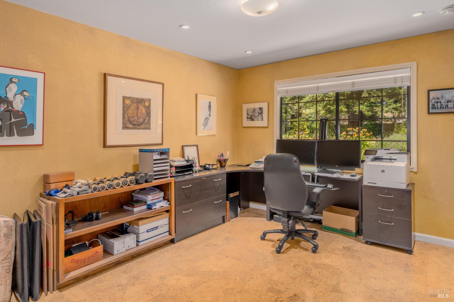 Detail Gallery Image 28 of 64 For 14856 Chalk Hill Rd, Healdsburg,  CA 95448 - 3 Beds | 2/1 Baths