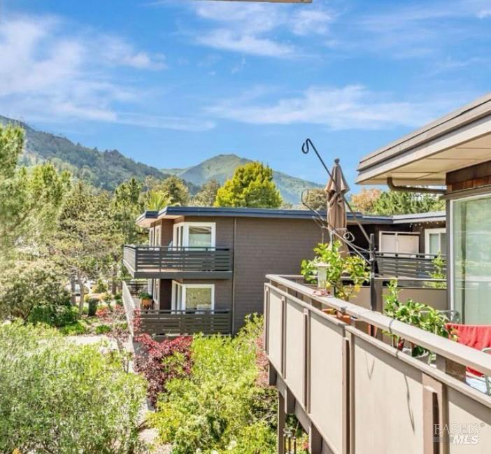 Detail Gallery Image 33 of 38 For 22 Redwood Ave, Corte Madera,  CA 94925 - 3 Beds | 2 Baths
