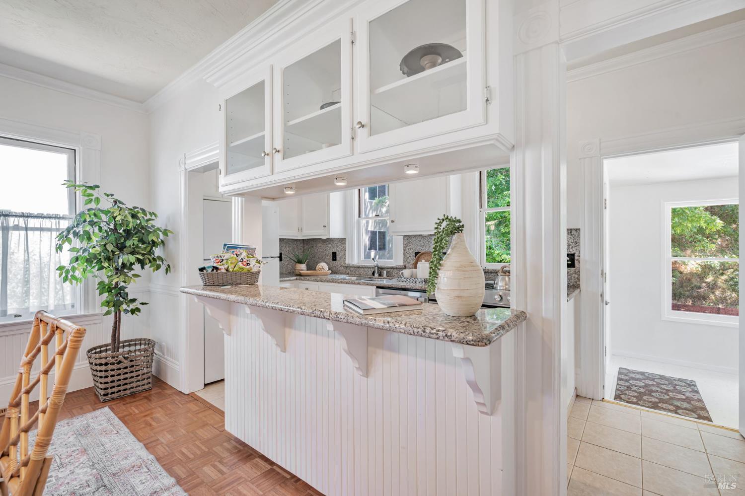 Detail Gallery Image 14 of 48 For 29 Frances St, San Rafael,  CA 94901 - – Beds | – Baths