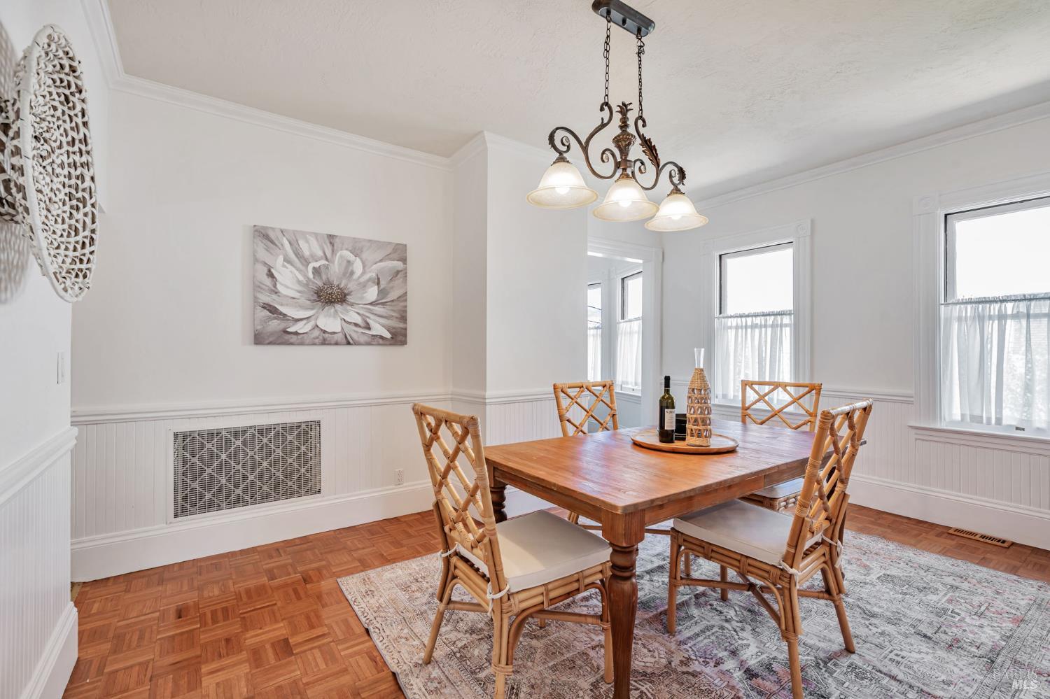 Detail Gallery Image 11 of 48 For 29 Frances St, San Rafael,  CA 94901 - – Beds | – Baths
