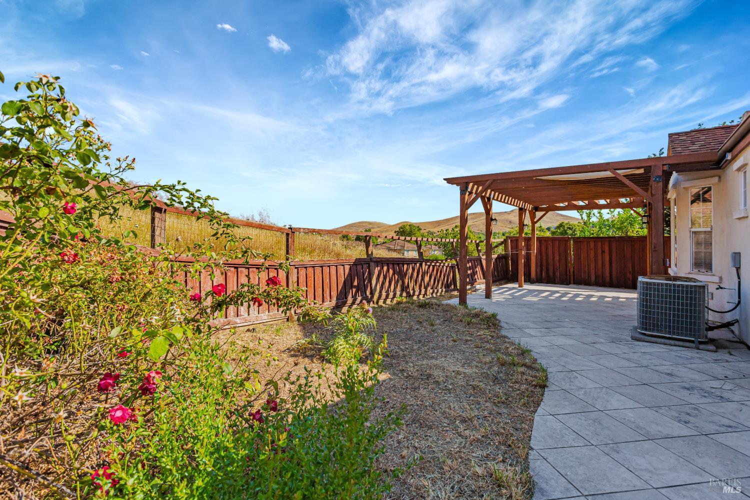 Detail Gallery Image 25 of 26 For 5124 Carisbrooke Ln, Vallejo,  CA 94591 - 3 Beds | 3 Baths