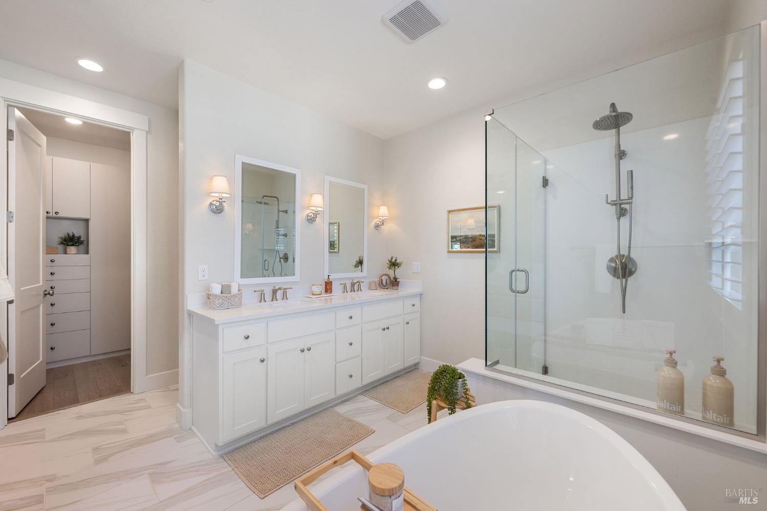Detail Gallery Image 39 of 63 For 56 Wine Press Way, Napa,  CA 94558 - 4 Beds | 3/1 Baths