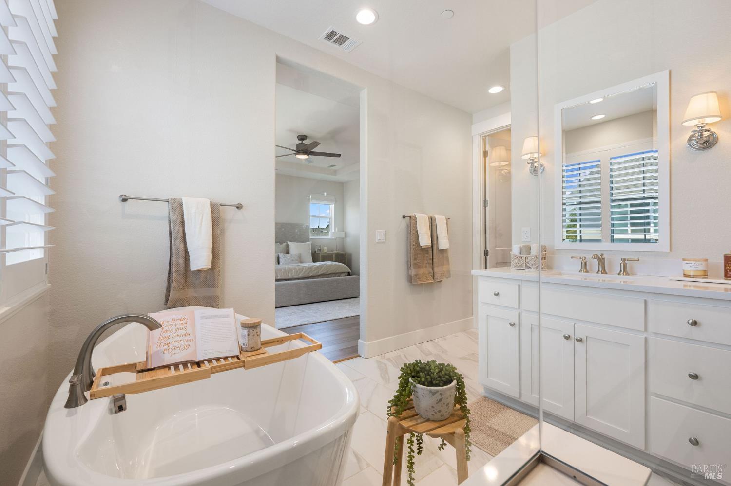 Detail Gallery Image 40 of 63 For 56 Wine Press Way, Napa,  CA 94558 - 4 Beds | 3/1 Baths