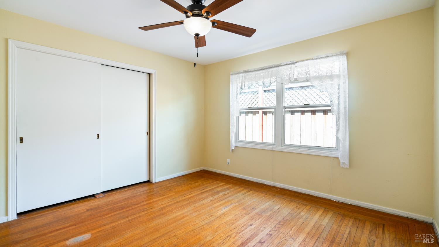 Detail Gallery Image 18 of 31 For 114 Edith St, Petaluma,  CA 94952 - 3 Beds | 2/1 Baths