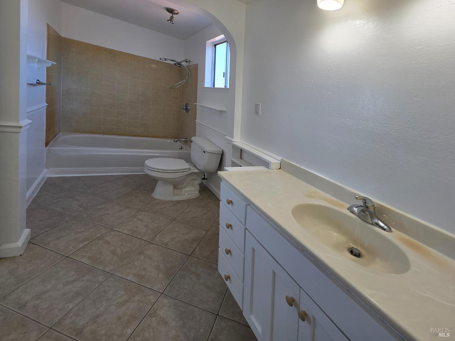Detail Gallery Image 20 of 27 For 1379 Shea Ter, Vallejo,  CA 94591 - 4 Beds | 2/1 Baths