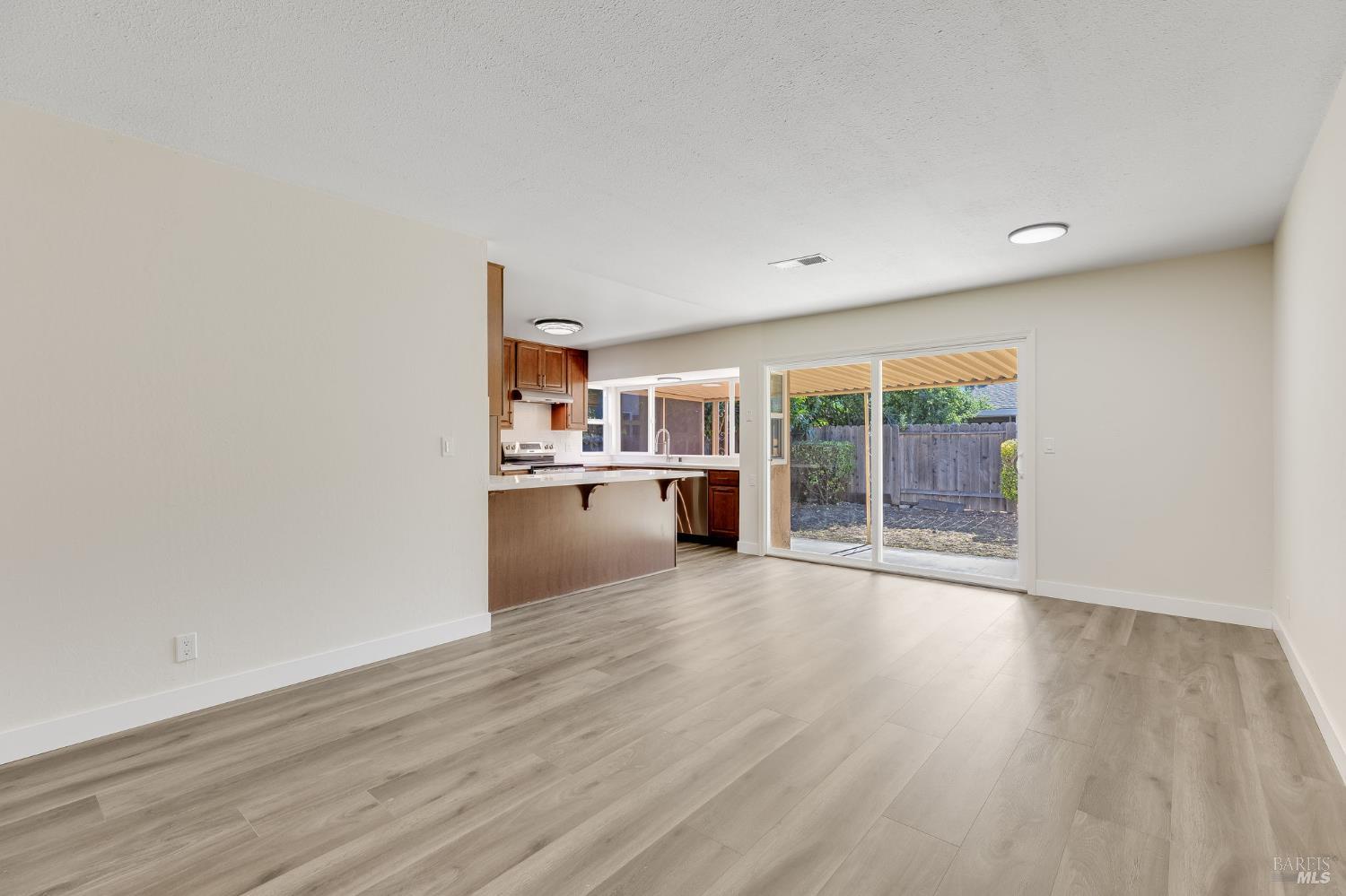 Detail Gallery Image 15 of 32 For 2257 Bellamy Ct, Fairfield,  CA 94533 - 3 Beds | 2 Baths