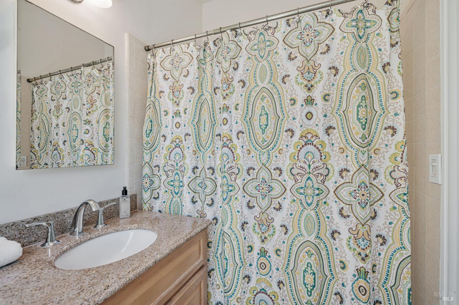 Detail Gallery Image 22 of 48 For 29 Frances St, San Rafael,  CA 94901 - – Beds | – Baths