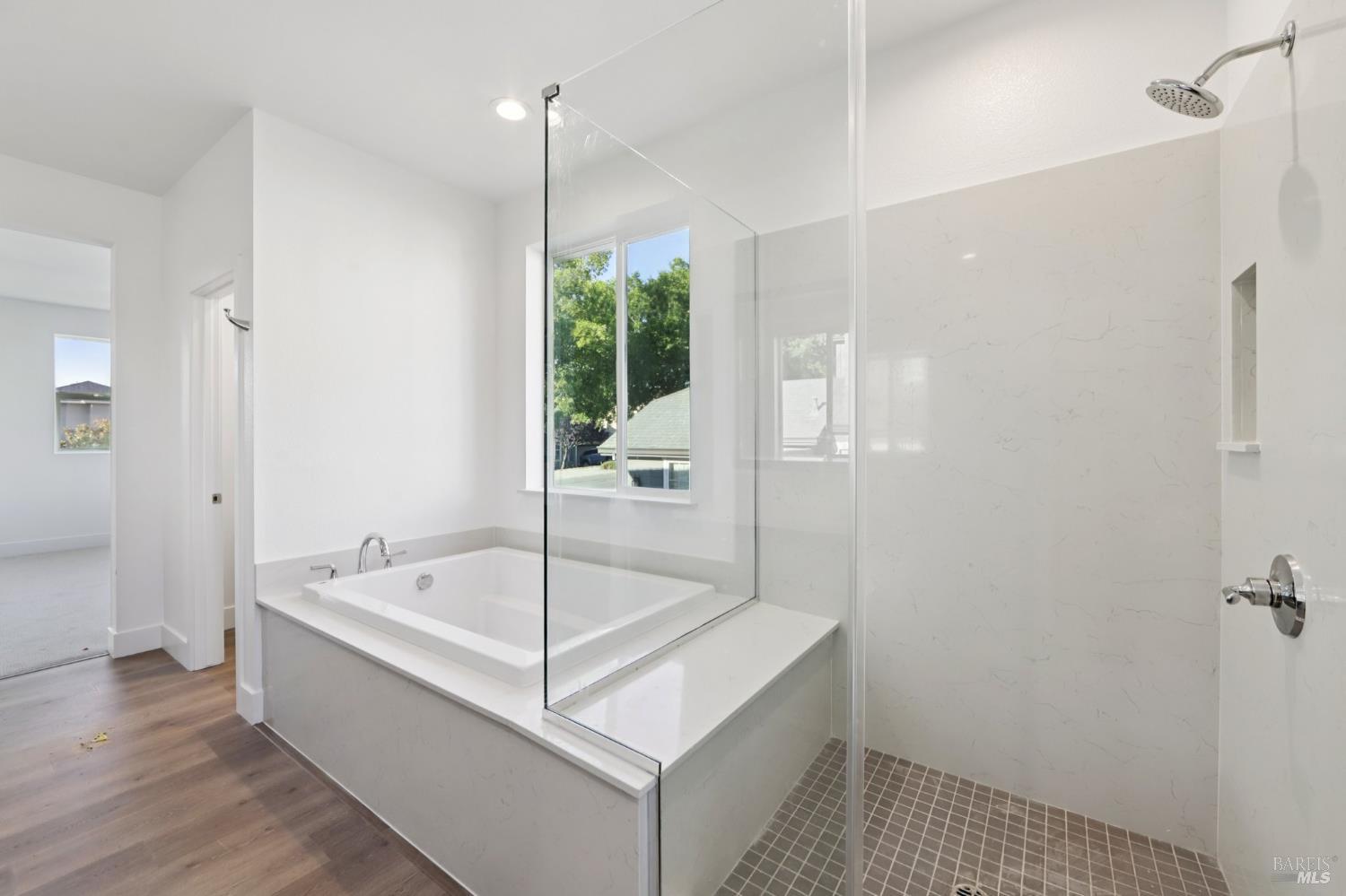 Detail Gallery Image 29 of 40 For 1576 Claritin St, Santa Rosa,  CA 95403 - 4 Beds | 4 Baths