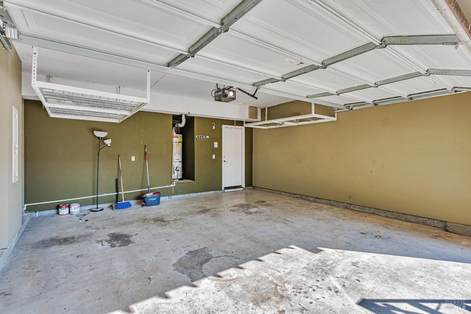 Detail Gallery Image 22 of 26 For 5124 Carisbrooke Ln, Vallejo,  CA 94591 - 3 Beds | 3 Baths