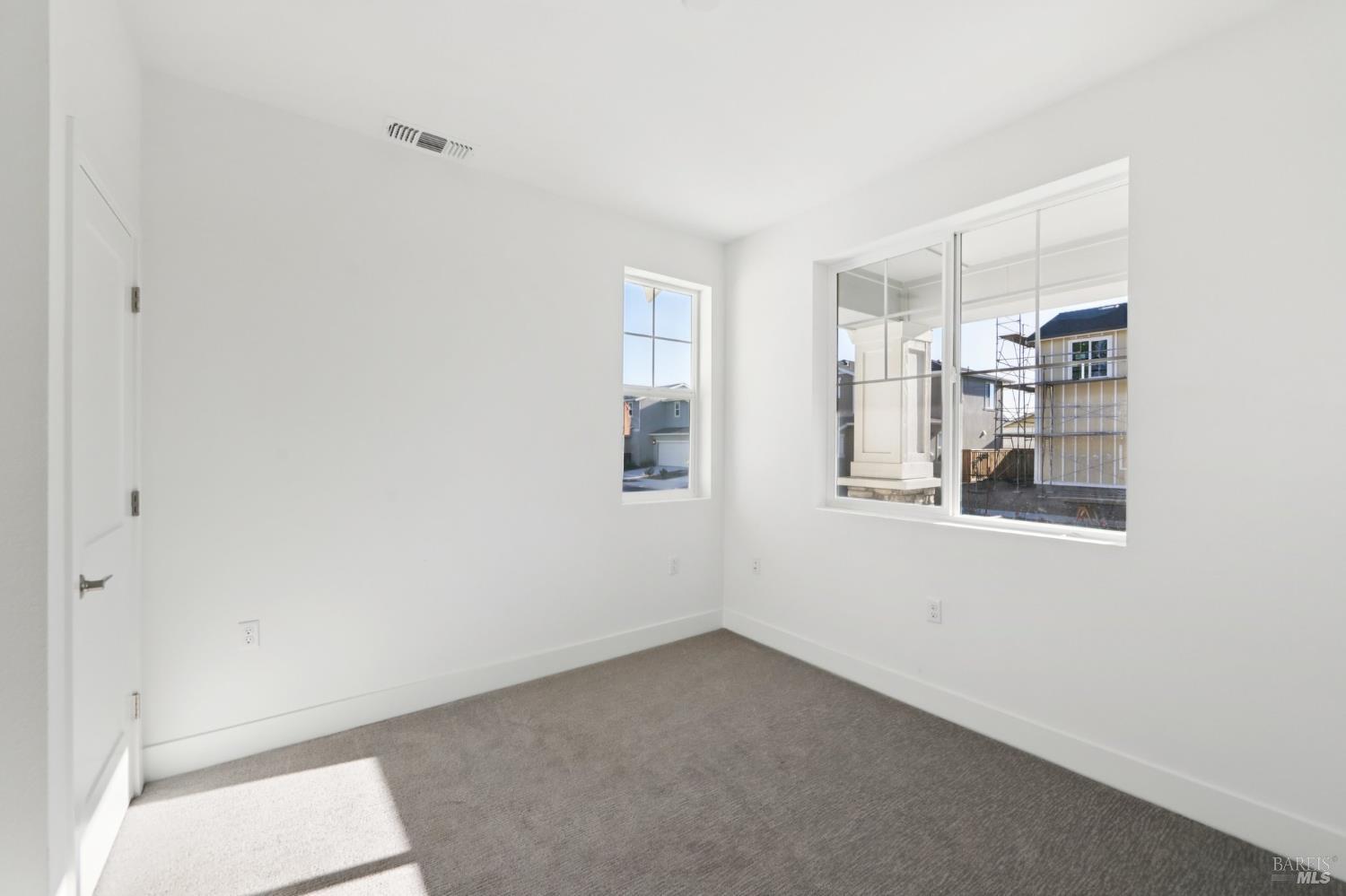 Detail Gallery Image 16 of 40 For 1576 Claritin St, Santa Rosa,  CA 95403 - 4 Beds | 4 Baths